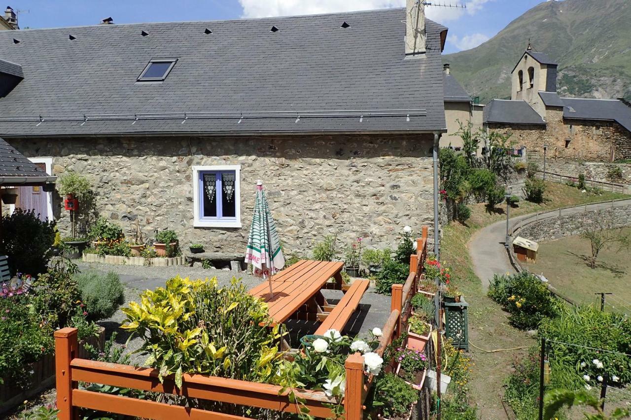 Gite Soum De L'Ase Grust Exterior photo